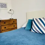 Lush Botanic Oasis With A Boho Hideaway, Near Beach & Cafes